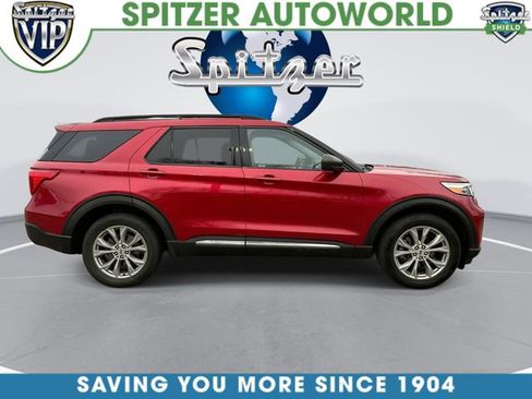 Used 2023 Ford Explorer XLT w/ Equipment Group 202A image 10