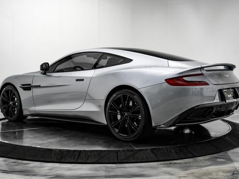 Used 2014 Aston Martin Vanquish Coupe image 8