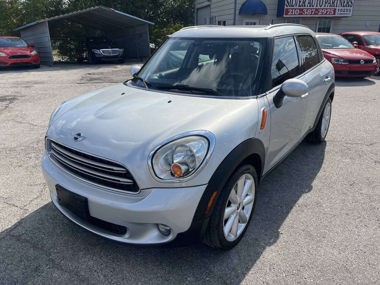 Used 2016 MINI Cooper Countryman FWD image 1