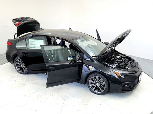 Certified 2024 Toyota Corolla SE FWD image 20