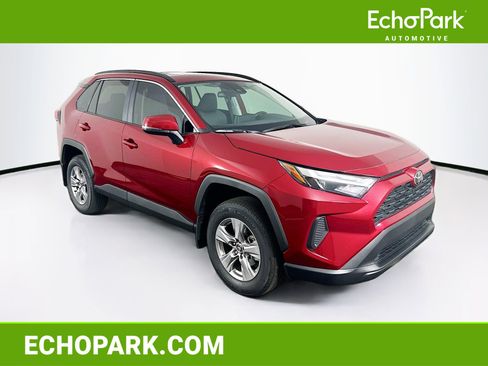 Used 2025 Toyota RAV4 XLE w/ Convenience Package image 1