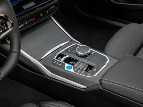 Used 2025 BMW i4 xDrive40i w/ Premium Package image 12