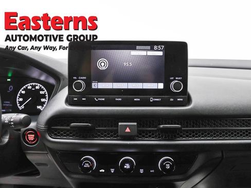 Used 2024 Honda HR-V LX image 12
