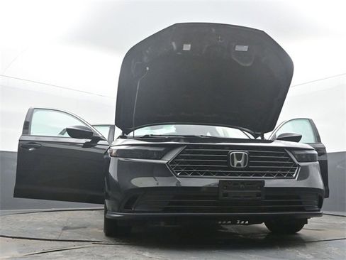 Used 2024 Honda Accord EX image 58