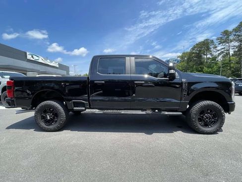 Certified 2024 Ford F250 XL w/ STX Appearance Package AWD/4WD image 3