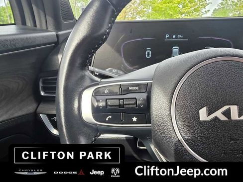 Used 2024 Kia Sportage X-Line AWD/4WD image 18