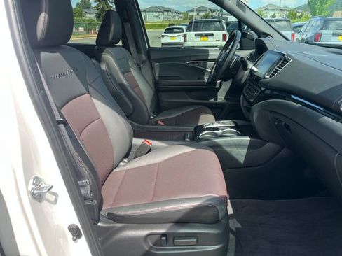 Used 2023 Honda Ridgeline Black Edition image 9