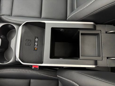 New 2026 GMC Terrain Denali w/ LPO, Floor Liner Package image 34