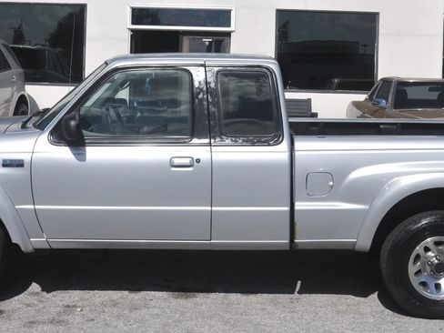 Used 2002 MAZDA B-Series Pickup 2WD Cab Plus B3000 image 6
