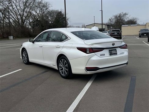 Used 2021 Lexus ES 300h w/ Premium Package image 7
