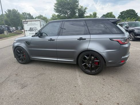 Used 2019 Land Rover Range Rover Sport SVR AWD/4WD image 8