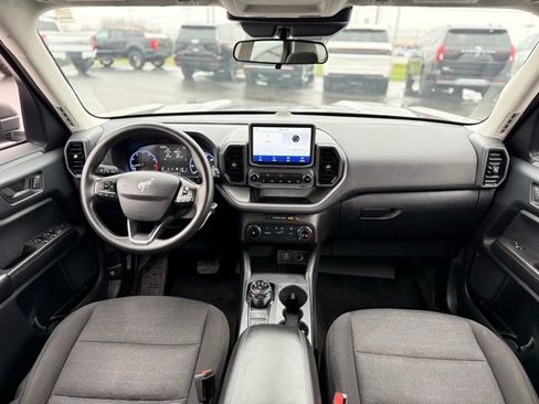 Used 2021 Ford Bronco Sport image 2