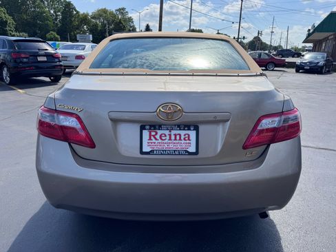 Used 2008 Toyota Camry LE FWD image 8