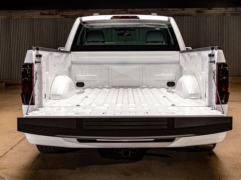 Used 2025 Ford F150 XL image 9