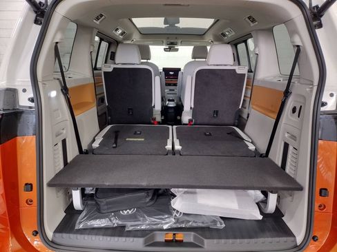 New 2025 Volkswagen ID. Buzz 1st Edition image 20