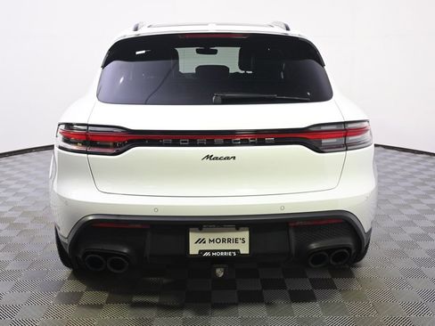 Used 2022 Porsche Macan AWD/4WD image 5