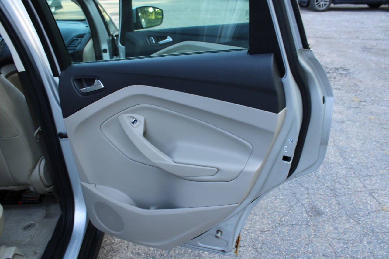 Used 2015 Ford C-MAX SE FWD image 15