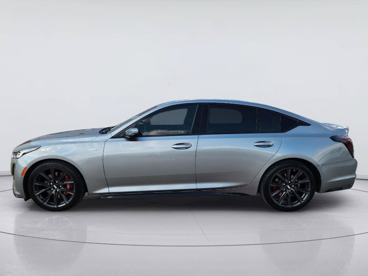 Used 2024 Cadillac CT5 V w/ Premium Package RWD image 4