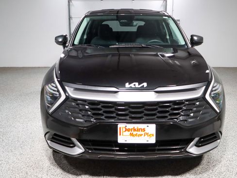 Used 2024 Kia Sportage LX FWD image 4