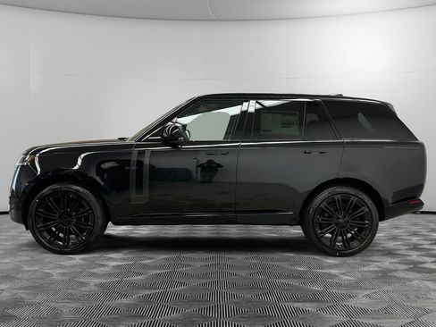 New 2026 Land Rover Range Rover SE image 2