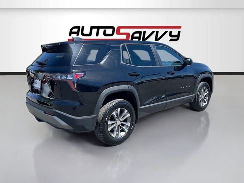 Used 2026 Chevrolet Equinox LT FWD image 7