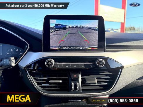Used 2020 Ford Escape SE image 21