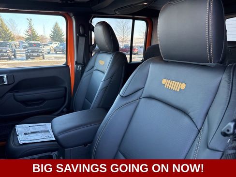 New 2025 Jeep Gladiator Sport image 24