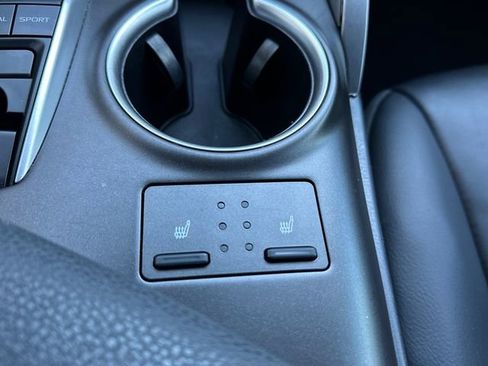 Used 2023 Toyota Camry XLE image 23