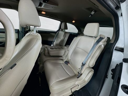 Used 2023 Honda Odyssey Touring image 18