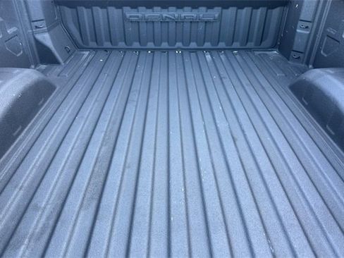 Used 2024 GMC Sierra 2500 Denali w/ Denali Reserve Package image 17