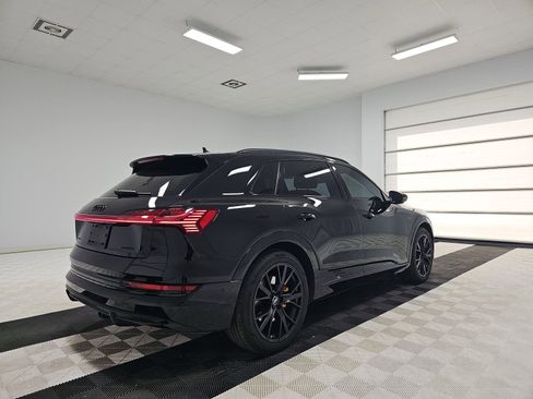 Used 2023 Audi e-tron Chronos w/ Chronos Package image 6