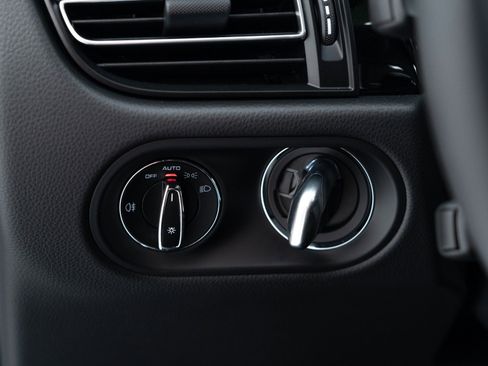 New 2026 Porsche Macan S image 31