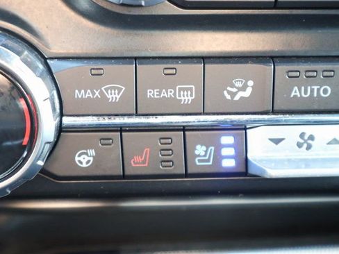 Used 2022 Ford F150 Raptor w/ Equipment Group 801A High AWD/4WD image 26