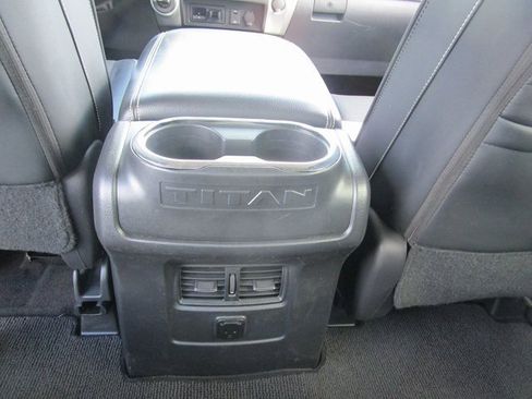 Used 2017 Nissan Titan PRO-4X image 20