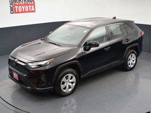 Used 2024 Toyota RAV4 LE AWD/4WD image 23