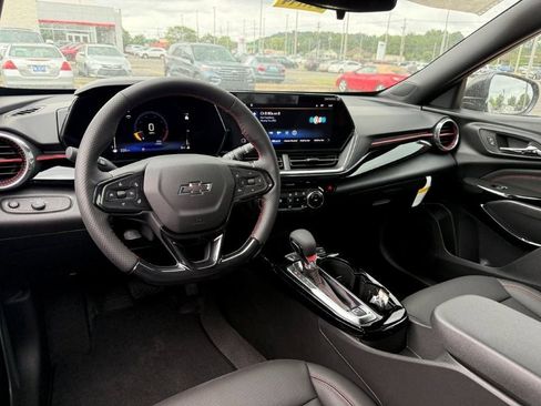 New 2026 Chevrolet Trax RS w/ Driver Confidence Package FWD image 12