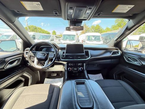 Used 2023 GMC Yukon XL SLE w/ Max Trailering Package AWD/4WD image 31