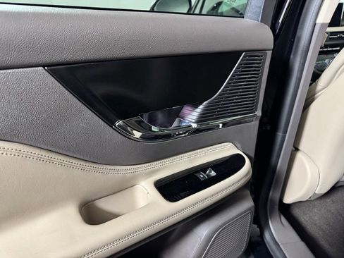 Certified 2022 Lincoln Corsair Reserve w/ Equipment Group 201A image 54