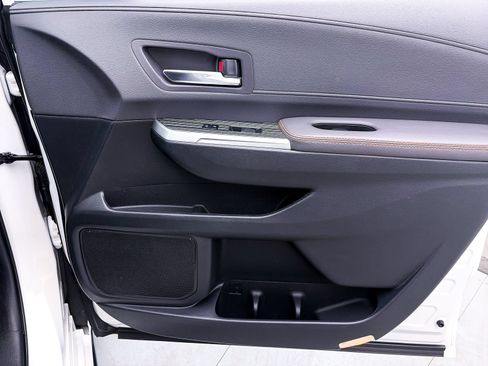 Used 2022 Toyota Sienna XSE w/ XSE Plus Package AWD/4WD image 41