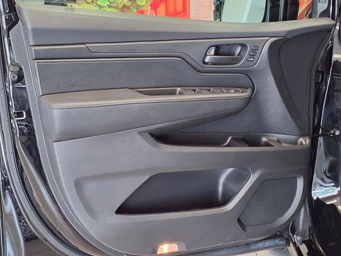 Used 2025 Honda Odyssey Sport-L image 25