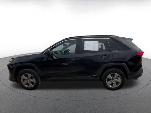 Used 2025 Toyota RAV4 LE image 9