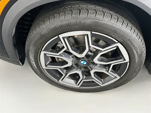 Used 2025 BMW X2 xDrive28i image 11