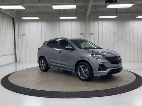 Used 2023 Buick Encore GX Select w/ Sport Touring Package image 2