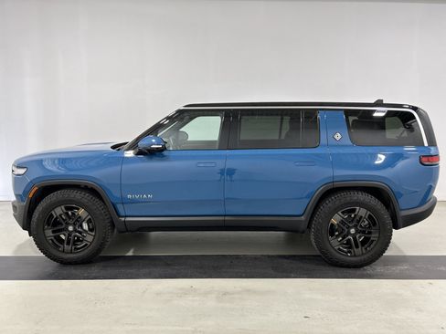 Used 2025 Rivian R1S Adventure AWD/4WD image 2