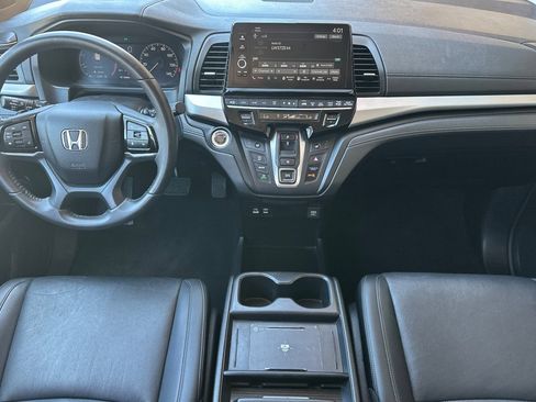 Used 2025 Honda Odyssey EX-L image 12