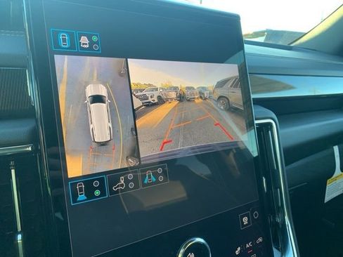 New 2026 GMC Yukon XL Elevation image 23