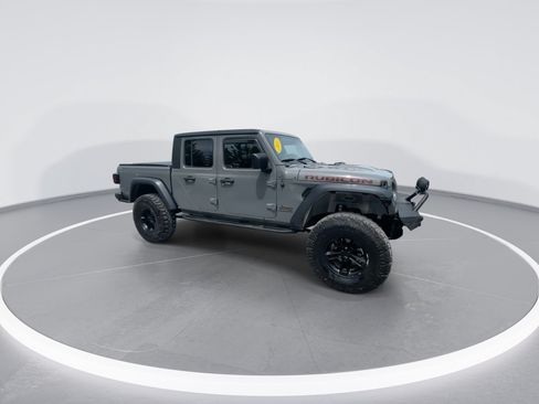 Used 2021 Jeep Gladiator Rubicon w/ Cold Weather Group AWD/4WD image 2