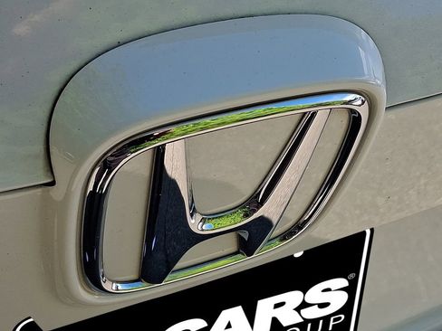 Used 2018 Honda Accord LX image 27