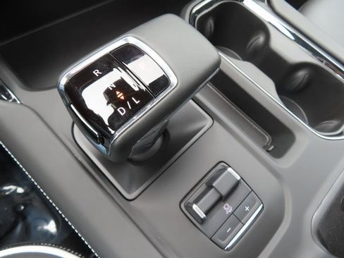 Used 2024 GMC Sierra 1500 AT4X image 35