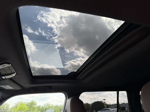 Used 2024 Toyota Land Cruiser image 16